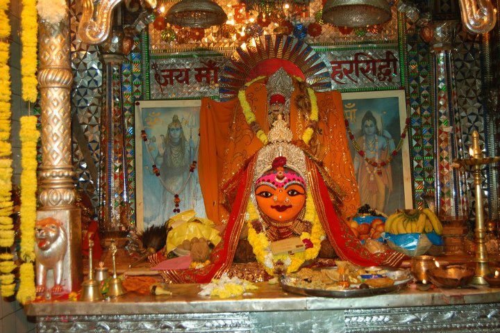 156597_158491350961050_393253781_n