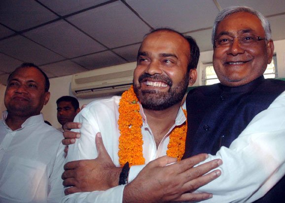 मोदी के गुणगान पर साबिर अली जदयू से निष्कासित