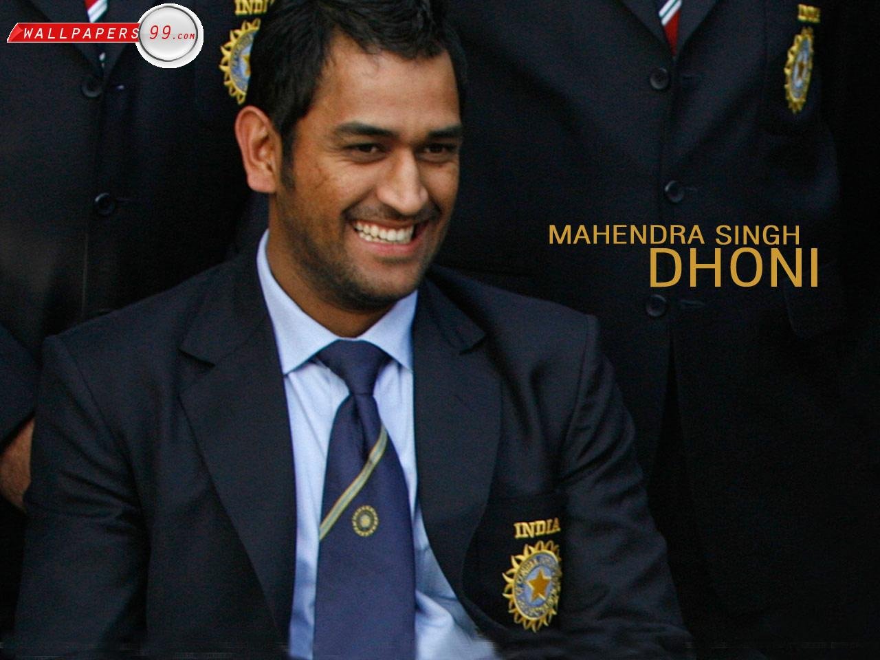 धोनी ने संपत के साथ जी न्यूज के खिलाफ 100 करोड़ का मानहानि का दावा ठोंका