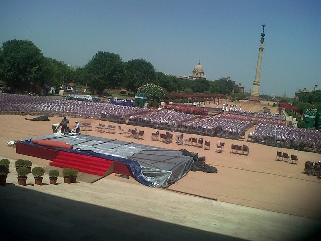 मोदी की ताजपोशी की तैयारियां पूरी,जमीन से आसमान तक अभूतपूर्व सुरक्षा